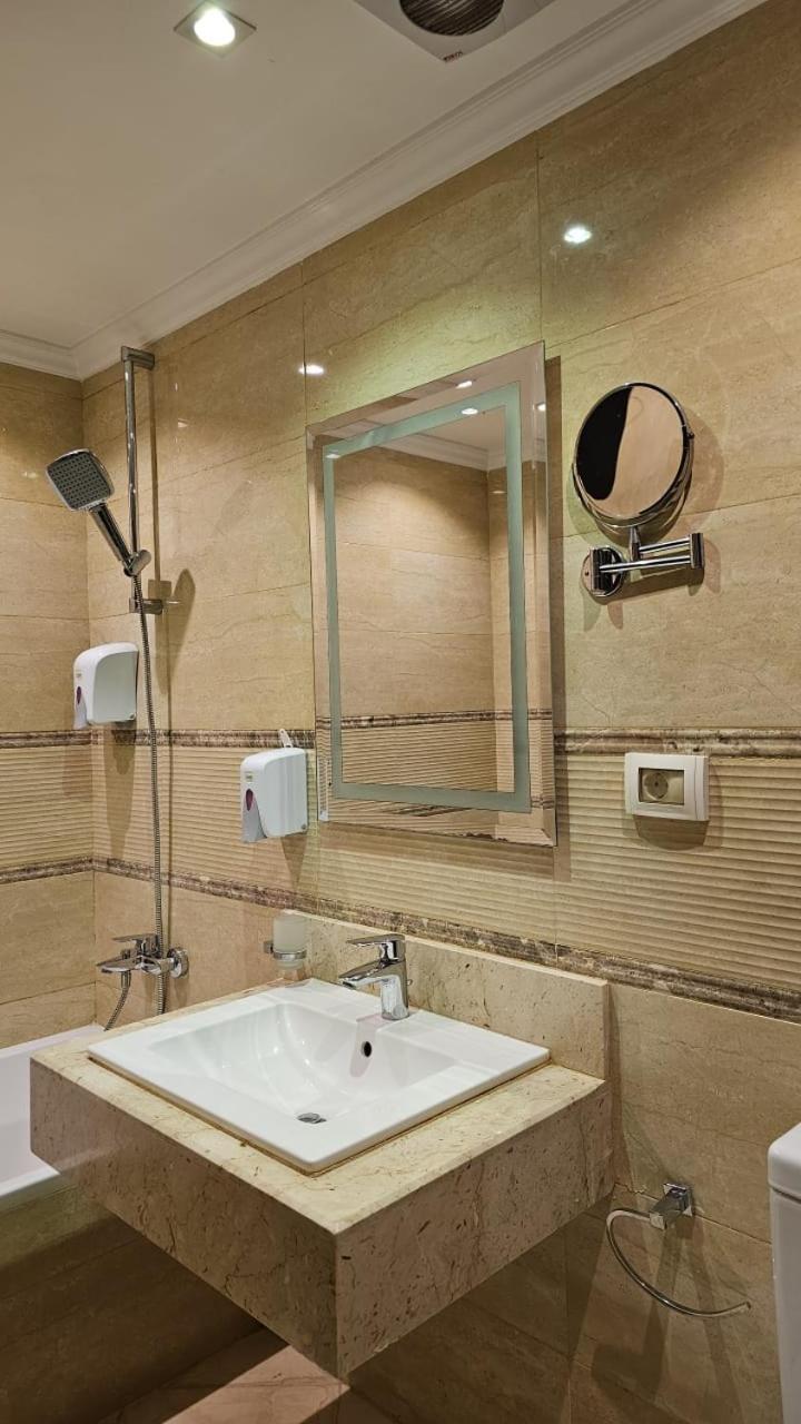 Sheraton Ocean 503 - Private Apartments Кайро Екстериор снимка