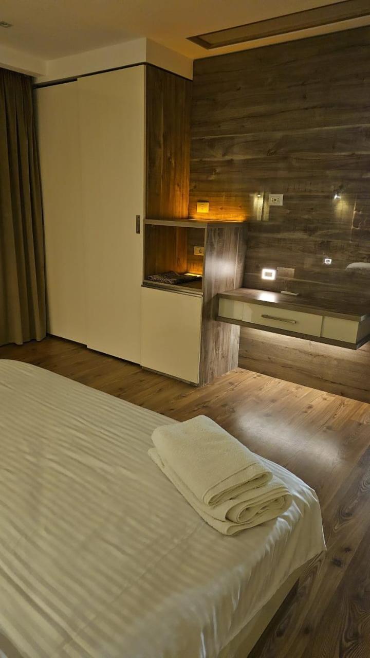 Sheraton Ocean 503 - Private Apartments Кайро Екстериор снимка